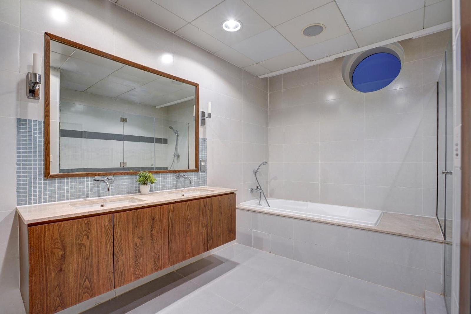 Oceana Atlantic Seaside Apt Dubai Bagian luar foto